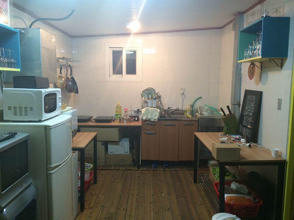 Sinchon Sisters Hostel Σεούλ Εξωτερικό φωτογραφία