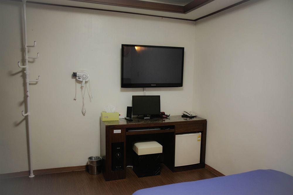 Sinchon Sisters Hostel Σεούλ Εξωτερικό φωτογραφία