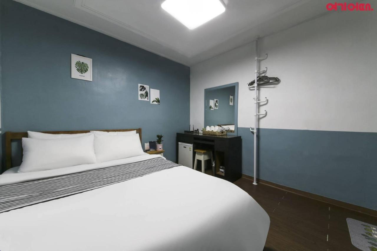 Sinchon Sisters Hostel Σεούλ Εξωτερικό φωτογραφία