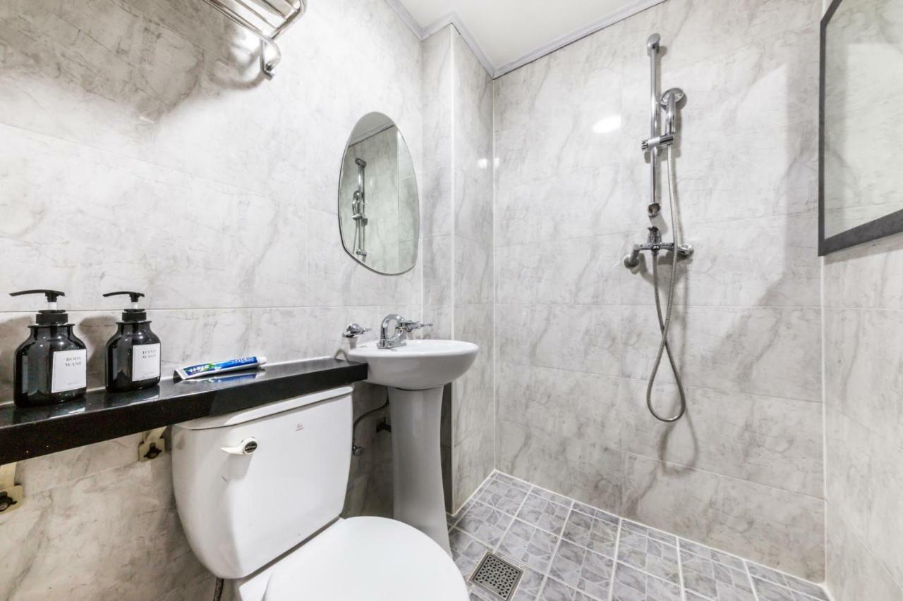 Sinchon Sisters Hostel Σεούλ Εξωτερικό φωτογραφία